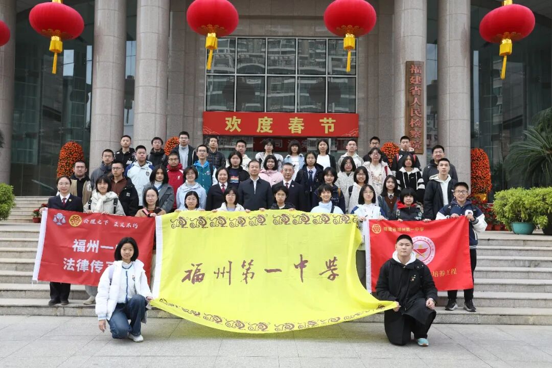��δ�����١������飺����һ��ѧ���߽����Ͷע�μӼ�쿪���ջ